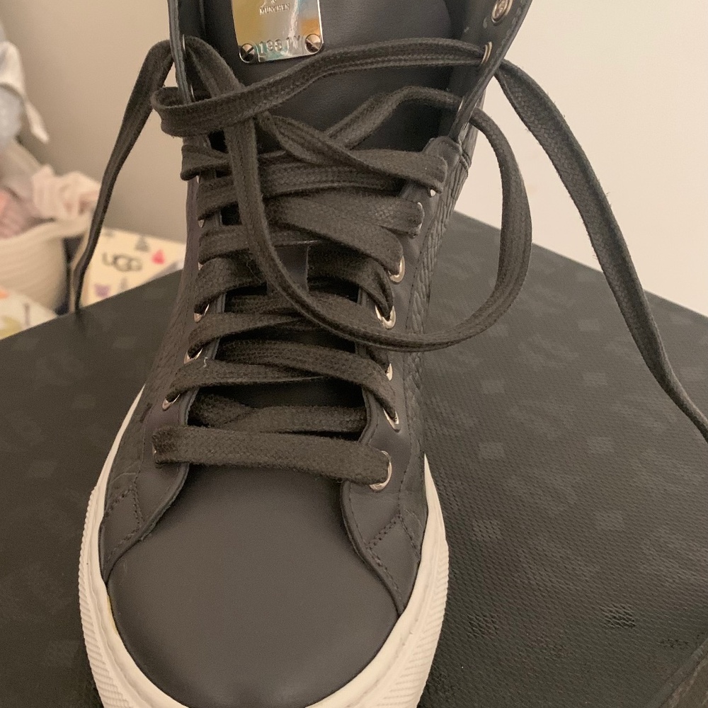 MCM Sneaker